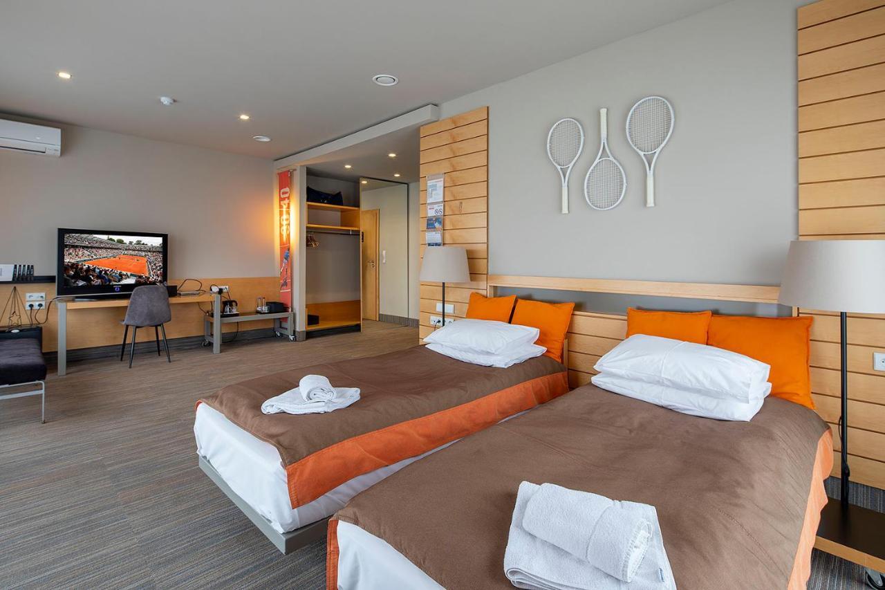פוזנן Hotel Restauracja Tenis Kortowo מראה חיצוני תמונה