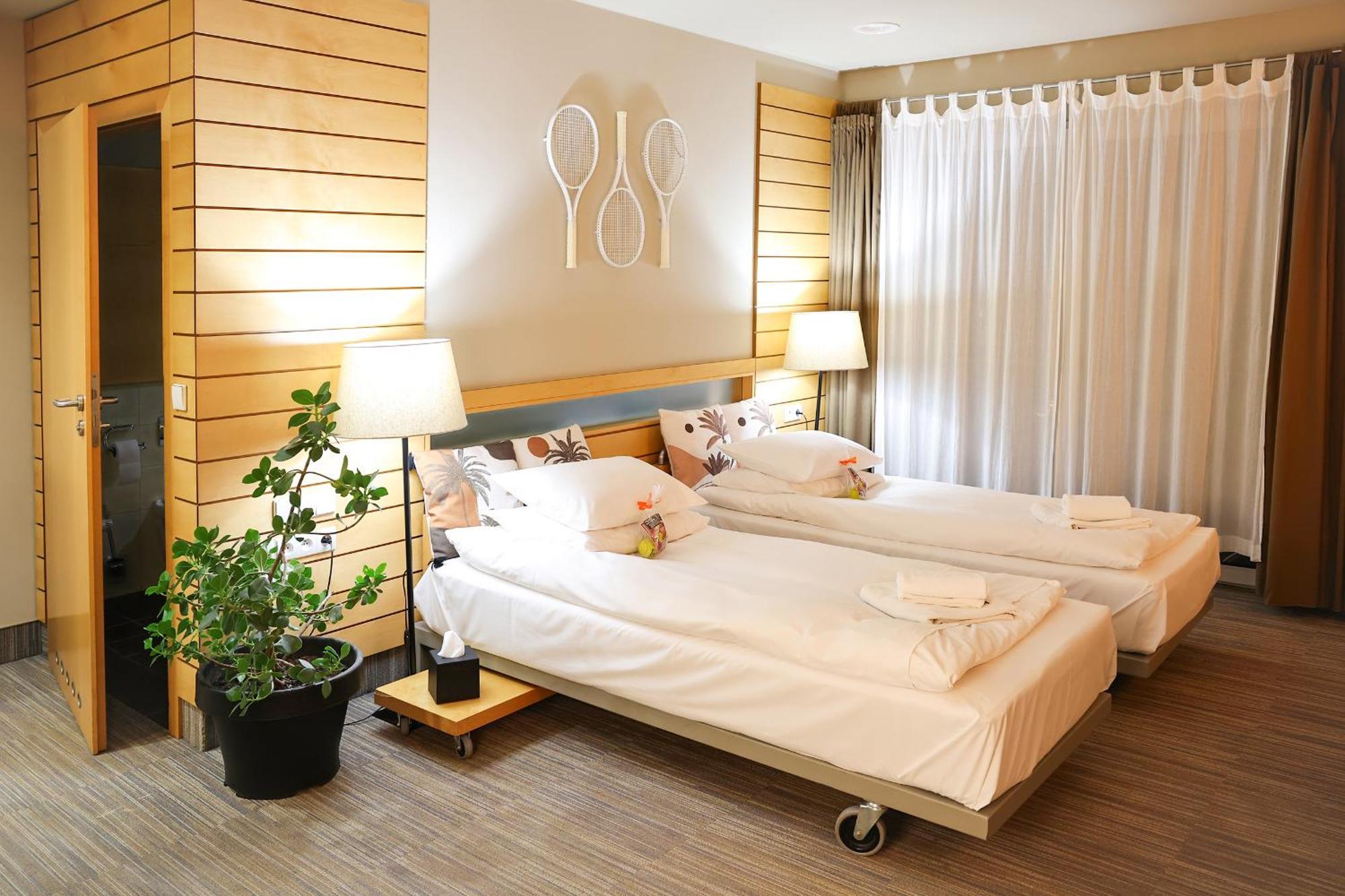 פוזנן Hotel Restauracja Tenis Kortowo מראה חיצוני תמונה