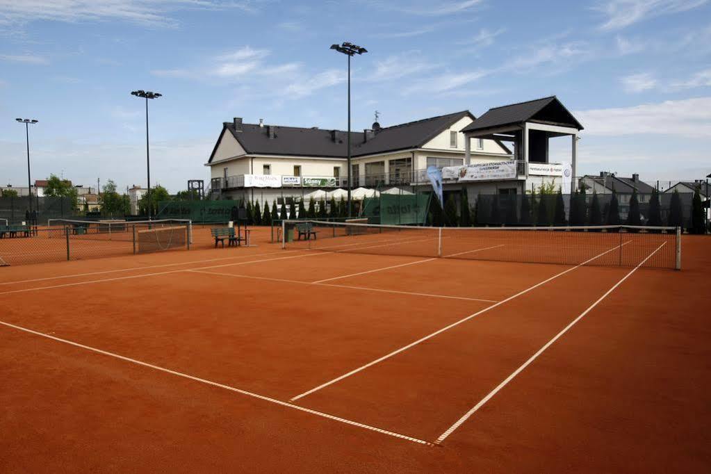 פוזנן Hotel Restauracja Tenis Kortowo מראה חיצוני תמונה