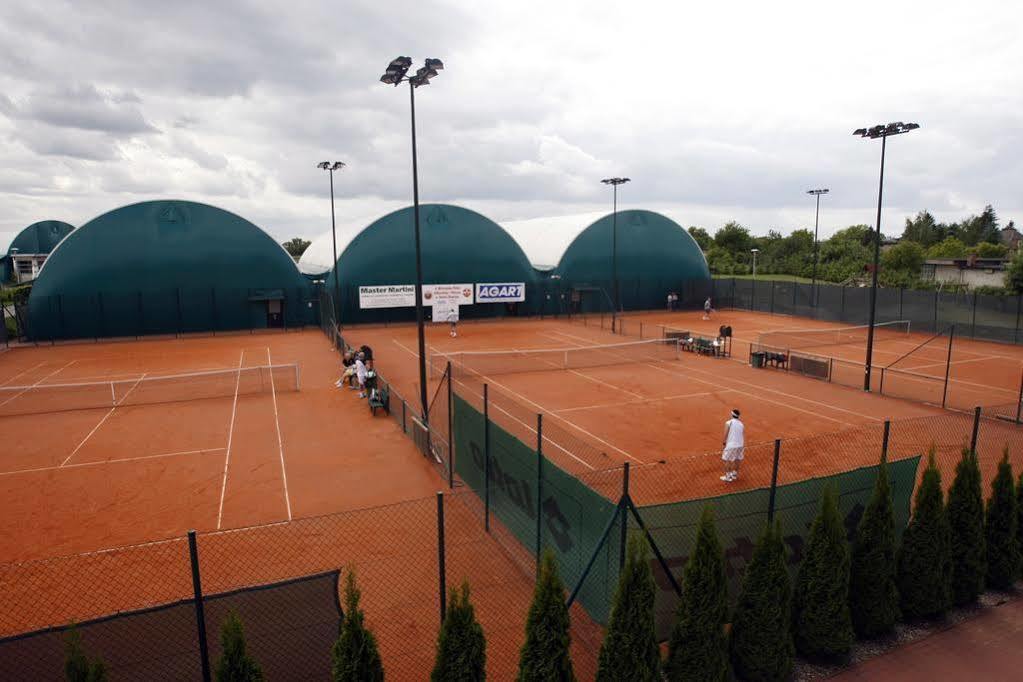 פוזנן Hotel Restauracja Tenis Kortowo מראה חיצוני תמונה